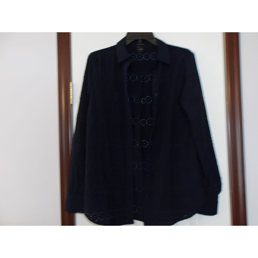 Anne Taylor Navy Blue Eyelet Button-Down Blouse Long Sleeve‎ Elegant Shirt